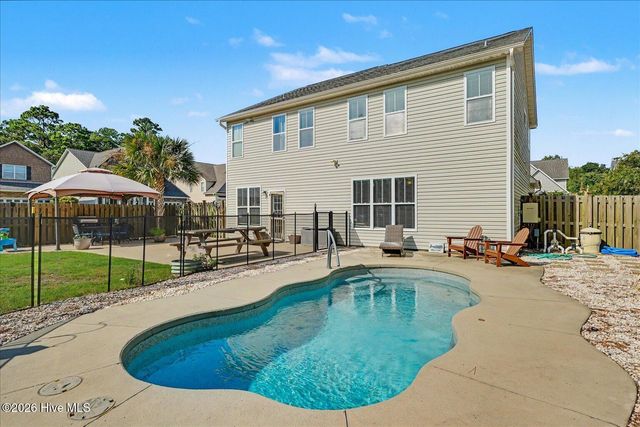 402 Lady Bug Lane, Wilmington, NC 28411