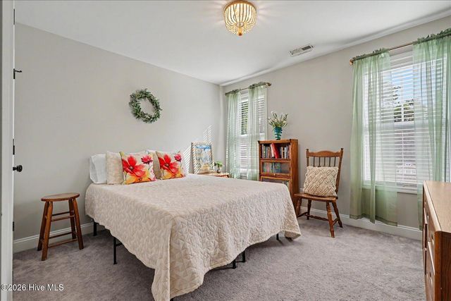 402 Lady Bug Lane, Wilmington, NC 28411