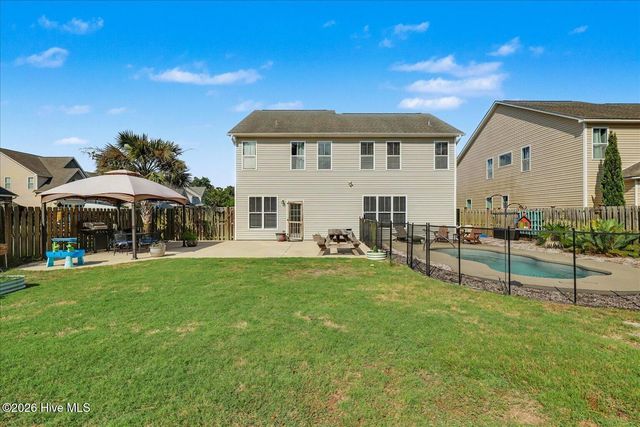 402 Lady Bug Lane, Wilmington, NC 28411