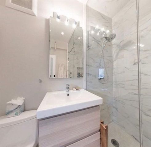 12 Stoneholm St 623, Boston, MA 02115