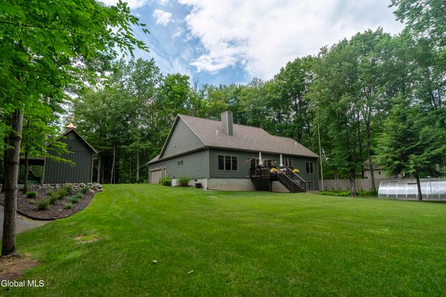 8 Caitlin Court, Saratoga Springs, NY 12866