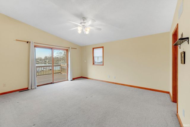 5540 N Willow Avenue, Columbia City, IN 46725