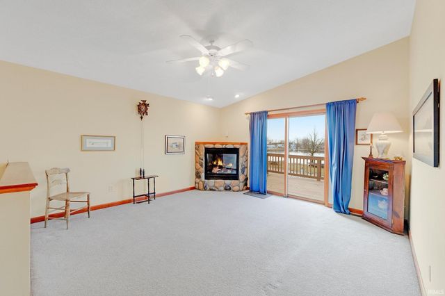 5540 N Willow Avenue, Columbia City, IN 46725