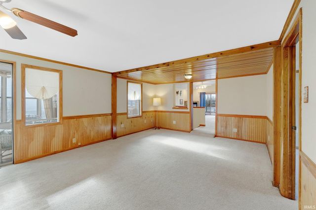 5540 N Willow Avenue, Columbia City, IN 46725