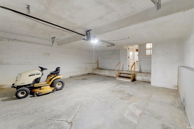 5540 N Willow Avenue, Columbia City, IN 46725