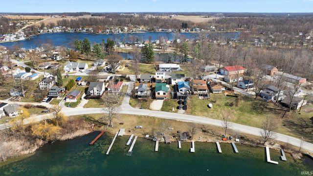 5540 N Willow Avenue, Columbia City, IN 46725