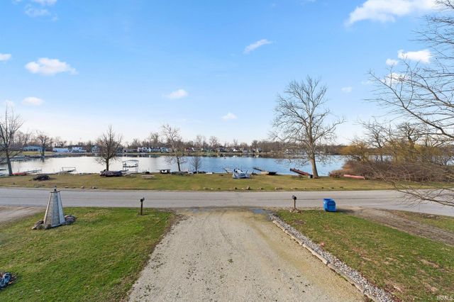 5540 N Willow Avenue, Columbia City, IN 46725