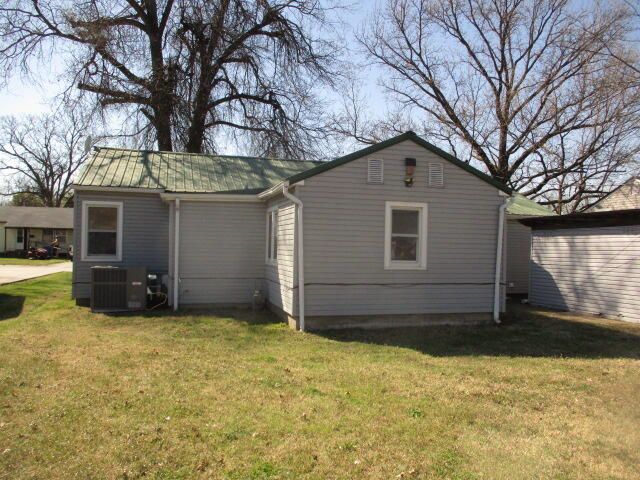 716 D Street NW, Miami, OK 74354