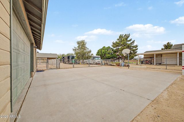 8807 W WILLIAMS Road, Peoria, AZ 85383