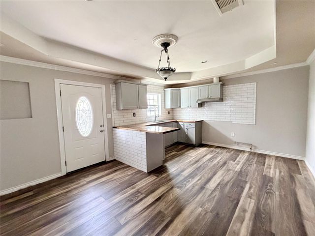 12906 Gladden Drive, Houston, TX 77049
