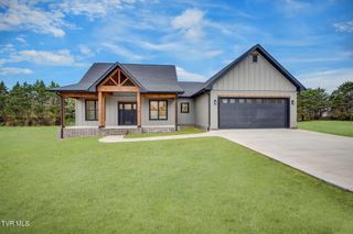 1006 Deerfoot Circle, Rogersville, TN 37857