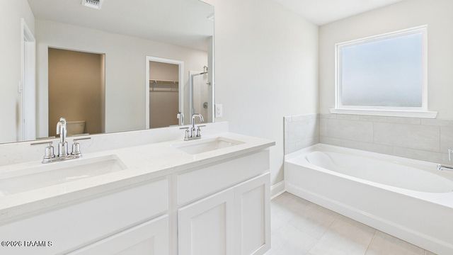 206 Cypress Falls Drive, Broussard, LA 70518