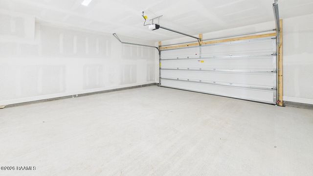 206 Cypress Falls Drive, Broussard, LA 70518