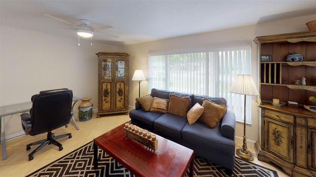 4952 RUTLAND GATE, Sarasota, FL 34235