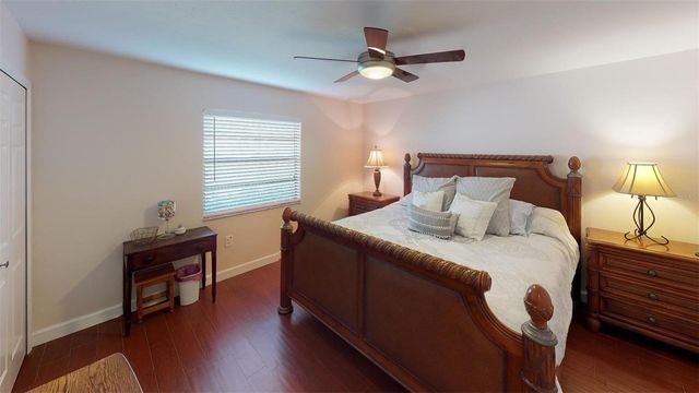 4952 RUTLAND GATE, Sarasota, FL 34235