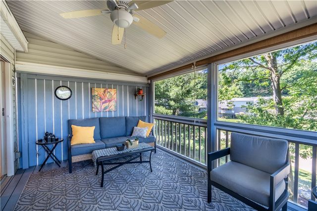 228 Country View Drive, Lower Burrell, PA 15068