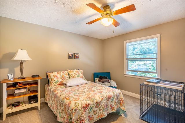 228 Country View Drive, Lower Burrell, PA 15068