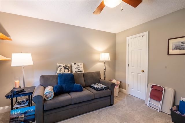 228 Country View Drive, Lower Burrell, PA 15068
