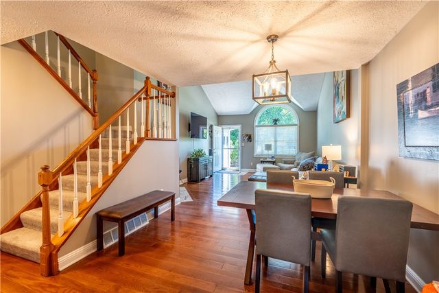 228 Country View Drive, Lower Burrell, PA 15068