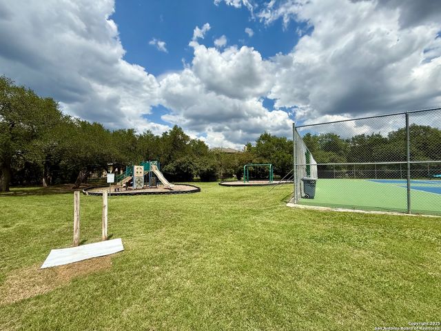 25215 Estancia, San Antonio, TX 78260