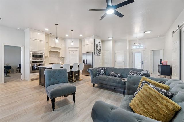 9913 NW 143rd Street, Yukon, OK 73099