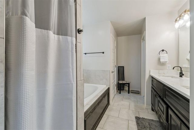 9913 NW 143rd Street, Yukon, OK 73099