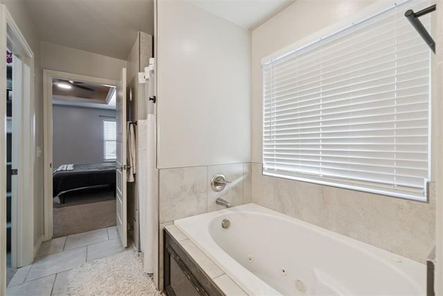 9913 NW 143rd Street, Yukon, OK 73099