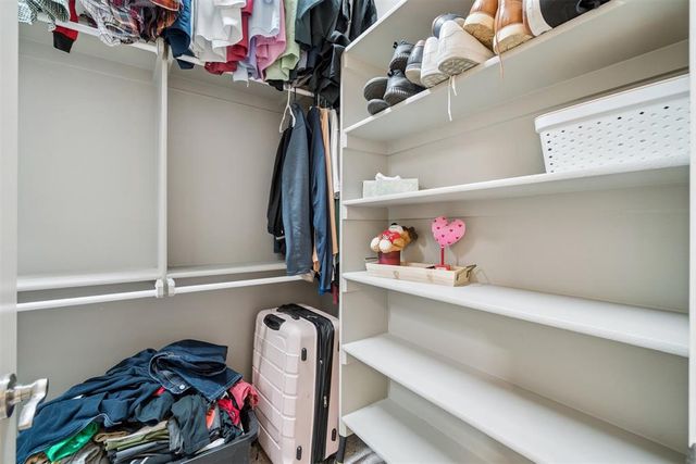 9913 NW 143rd Street, Yukon, OK 73099