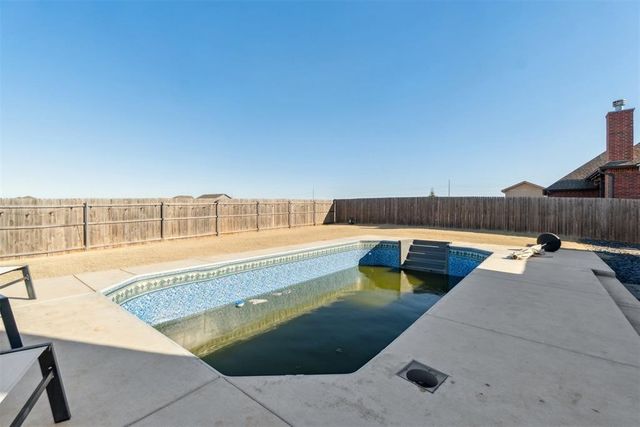 9913 NW 143rd Street, Yukon, OK 73099