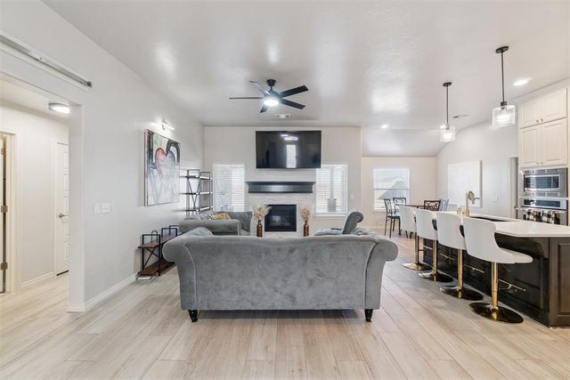 9913 NW 143rd Street, Yukon, OK 73099