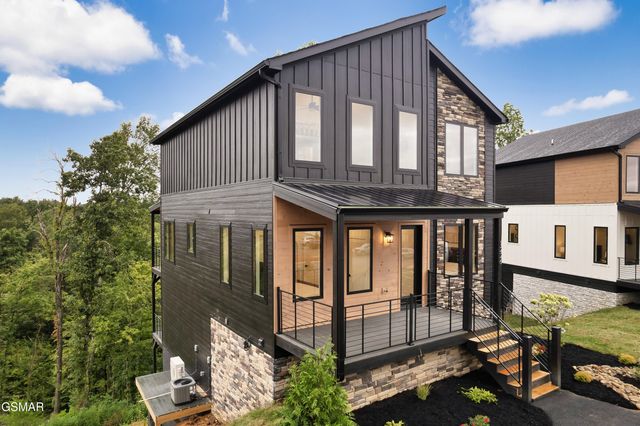 1226 Reedmont Way, Sevierville, TN 37876