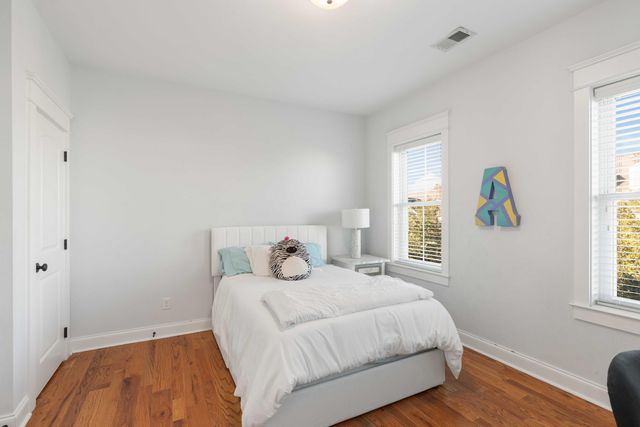 1239 Smythe Street, Charleston, SC 29492