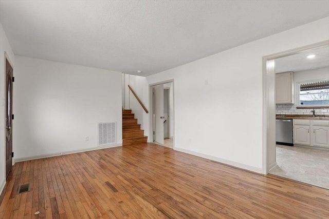 302 Locust Street, Englewood, TN 37329