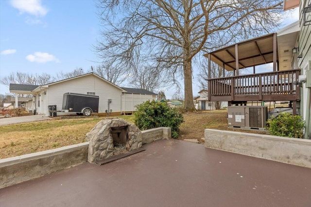 302 Locust Street, Englewood, TN 37329