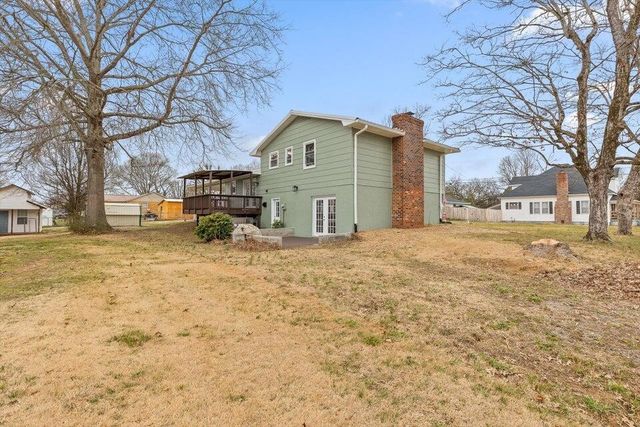 302 Locust Street, Englewood, TN 37329