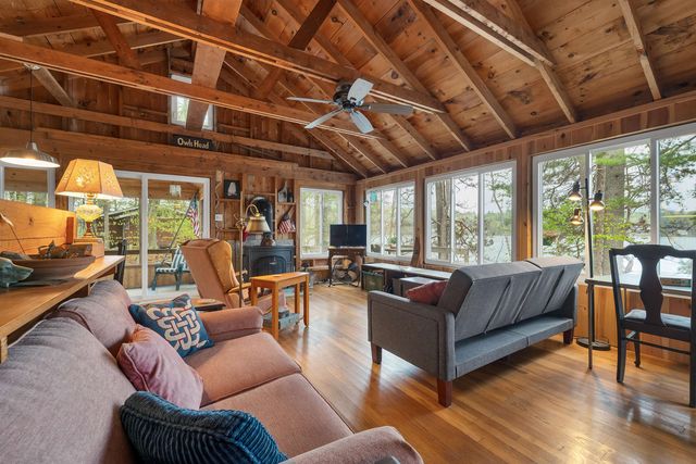 11 Owls Head Point, New Durham, NH 03855
