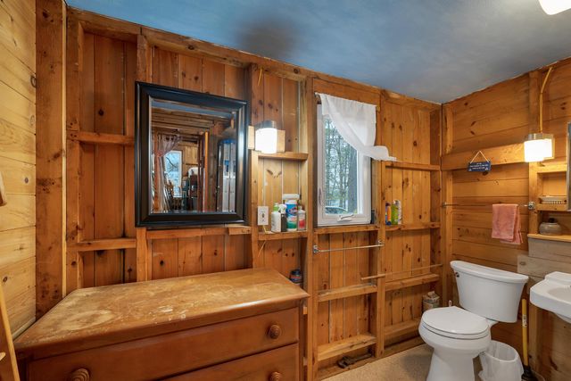 11 Owls Head Point, New Durham, NH 03855
