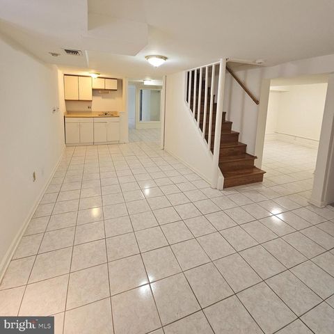 7304 CAMP ALGER AVE, Falls Church, VA 22042