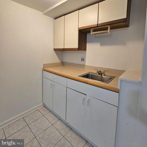 7304 CAMP ALGER AVE, Falls Church, VA 22042