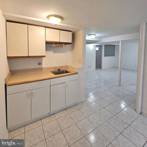 7304 CAMP ALGER AVE, Falls Church, VA 22042