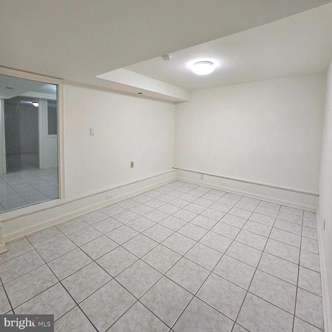 7304 CAMP ALGER AVE, Falls Church, VA 22042