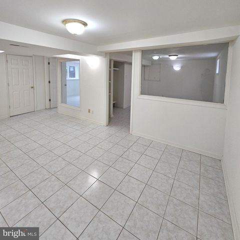 7304 CAMP ALGER AVE, Falls Church, VA 22042