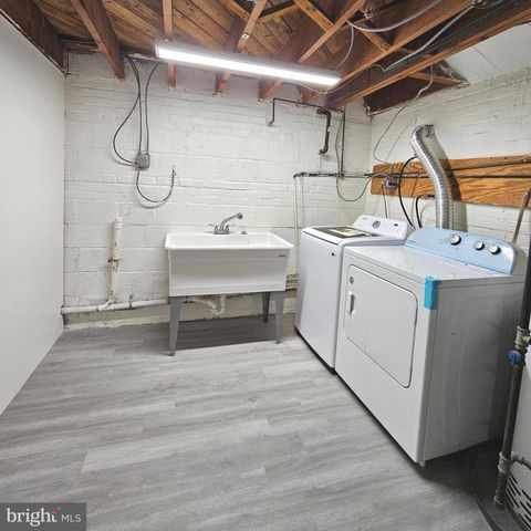 7304 CAMP ALGER AVE, Falls Church, VA 22042