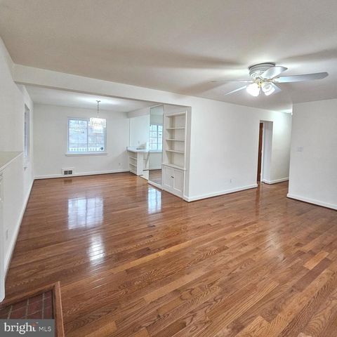 7304 CAMP ALGER AVE, Falls Church, VA 22042
