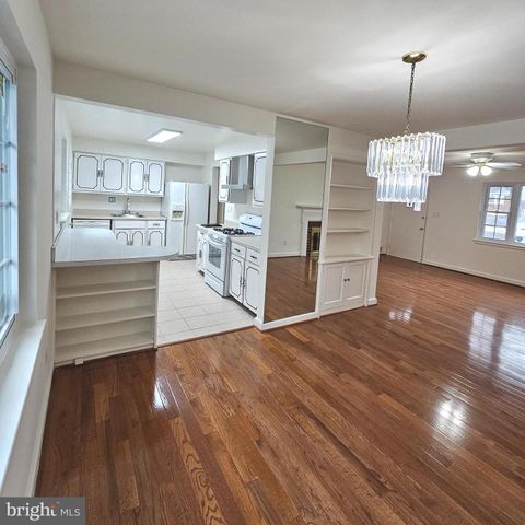 7304 CAMP ALGER AVE, Falls Church, VA 22042