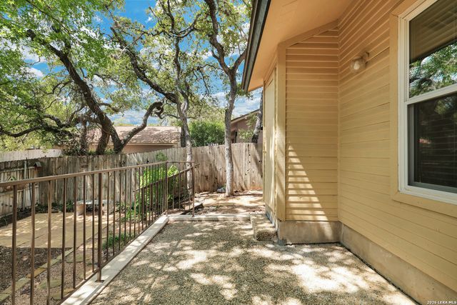 9524 Stillforest, San Antonio, TX 78250