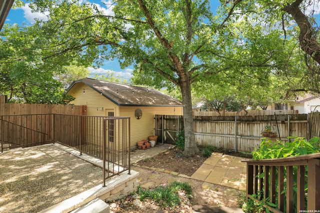 9524 Stillforest, San Antonio, TX 78250