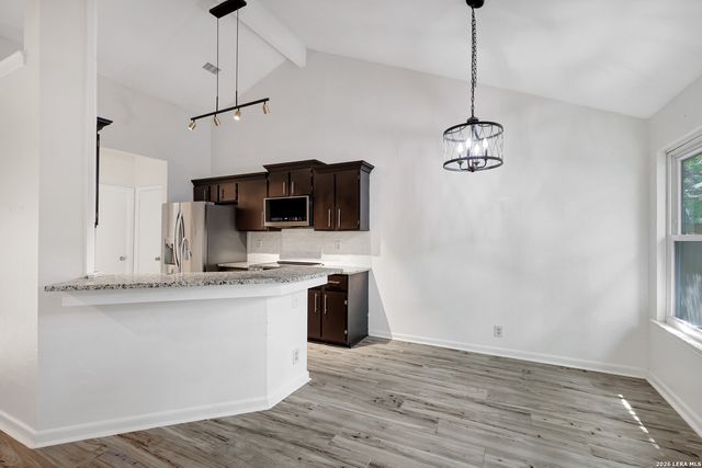 9524 Stillforest, San Antonio, TX 78250