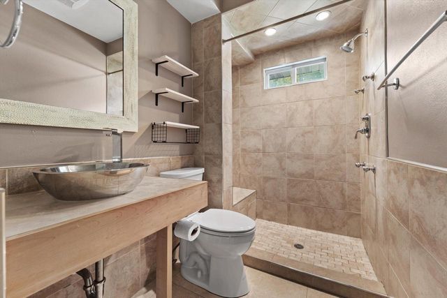 2117 Harris-Highland DRIVE, Waukesha, WI 53188