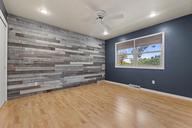 2117 Harris-Highland DRIVE, Waukesha, WI 53188